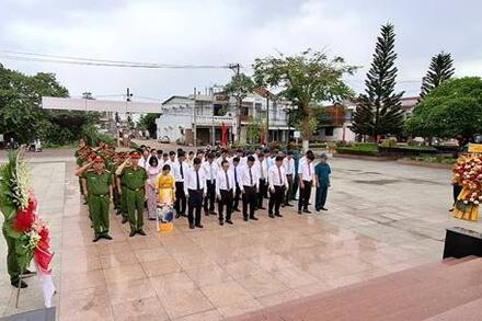 VĂN HOÁ - XÃ HỘI